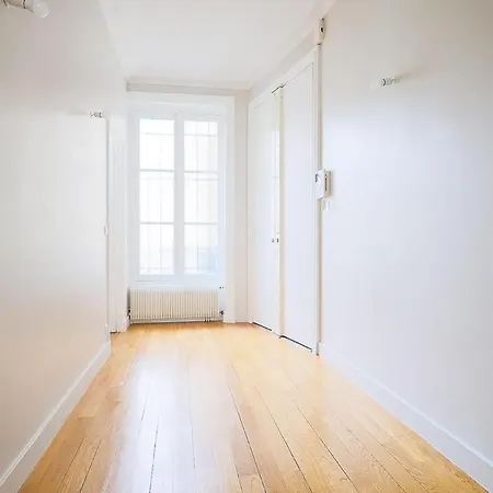 Elegant Apartment, Avenue Des Champs-élysées Apartamento