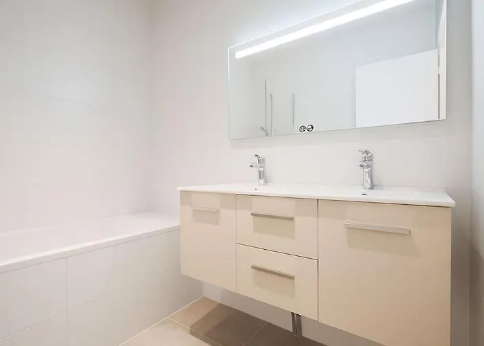Elegant Apartment, Avenue Des Champs-elysees Διαμέρισμα *